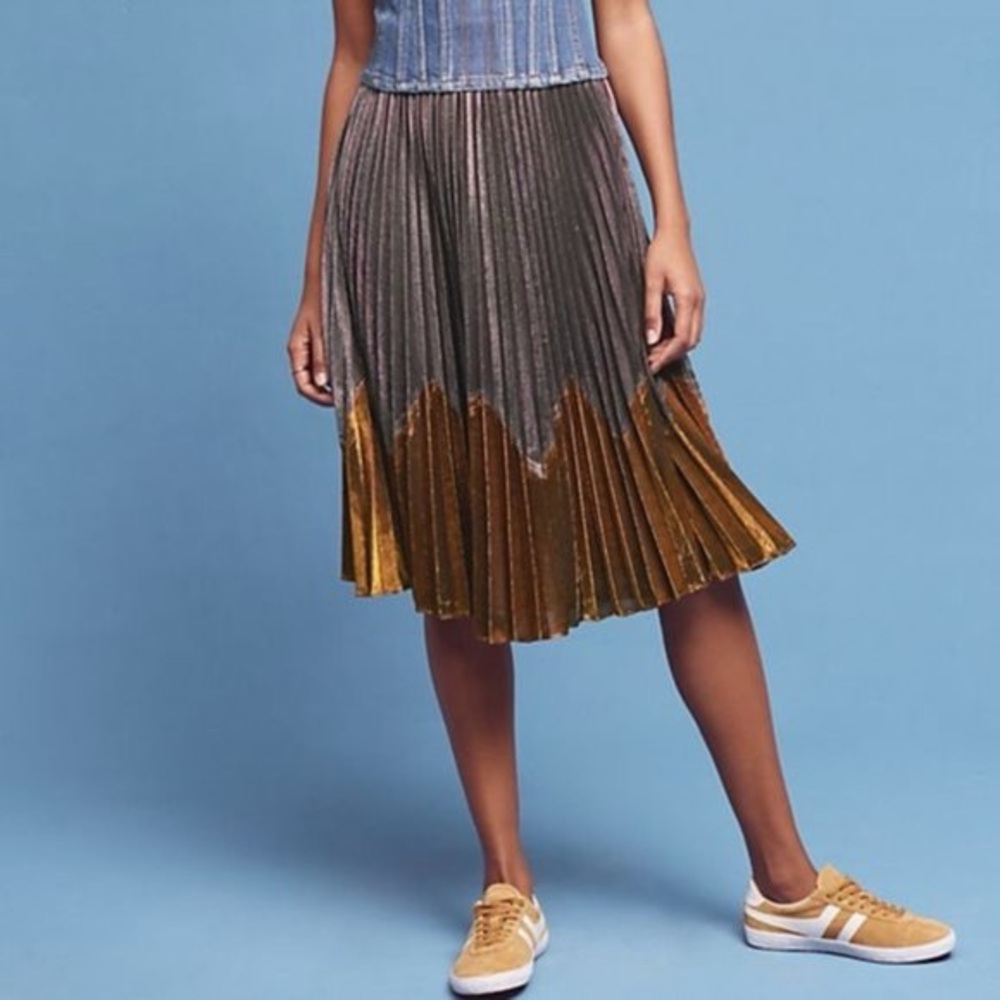 Anthropologie Brand HD In Paris Elegant Pleated Skirt in Gold + Silver